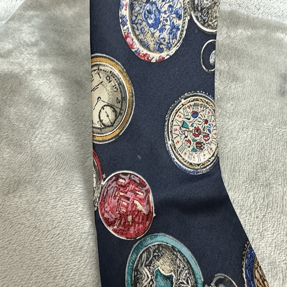 Theme Italy 100% Silk Neck Tie 3.25" x 59" Navy Blue w/ Vintage Pocket Watches - Picture 3 of 3